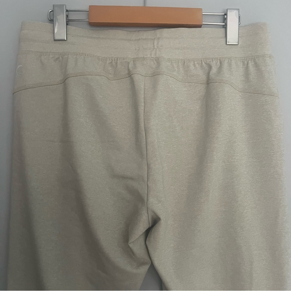 Zyia Active Oatmeal Cozy Jogger Size Large - Picture 7 of 10